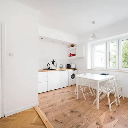 Nowolipie 531 By Bookinghost Warszawa